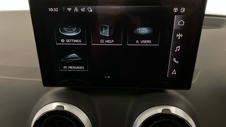 Audi Q2 35 TFSI Sport 5dr S Tronic [Tech] Petrol Estate